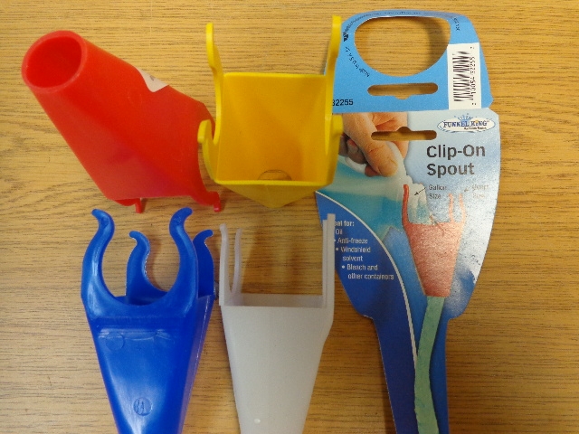 CLIP ON FUNNEL