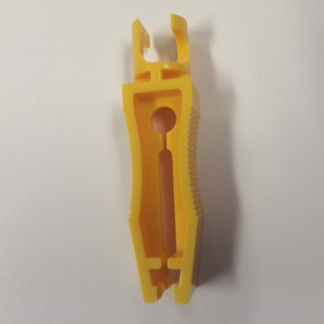 THREE WAY FUSE PULLER